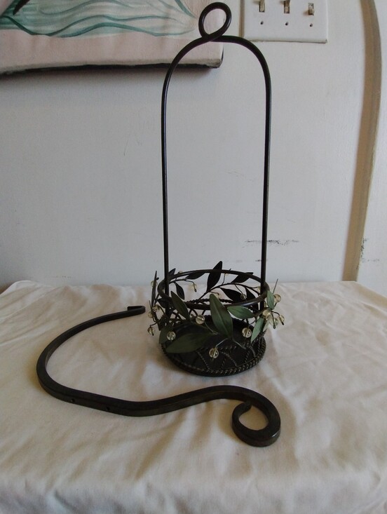 PartyLite Handbags - PartyLite #p8102 Garden Lites hanging Candle Holder